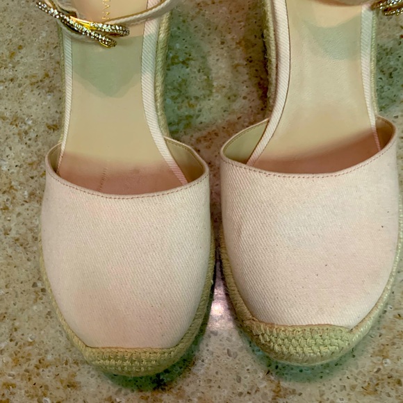 NWOT Stuart Weitzman Crystal Buckle Espadrille Wedge Sandals Size 7.5 - Picture 2 of 8